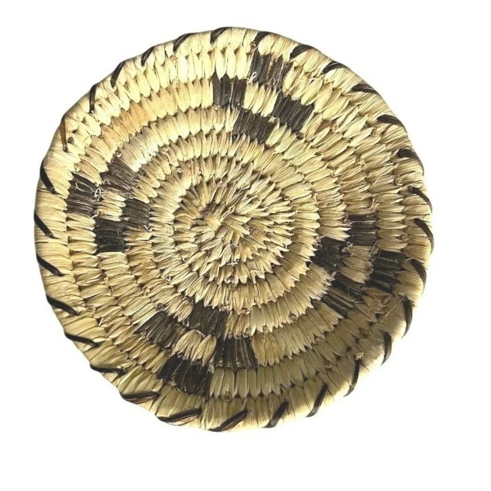 Vintage‎ Papago Handwoven Tohono O'odham Yucca Devils Claw Basket 5.25